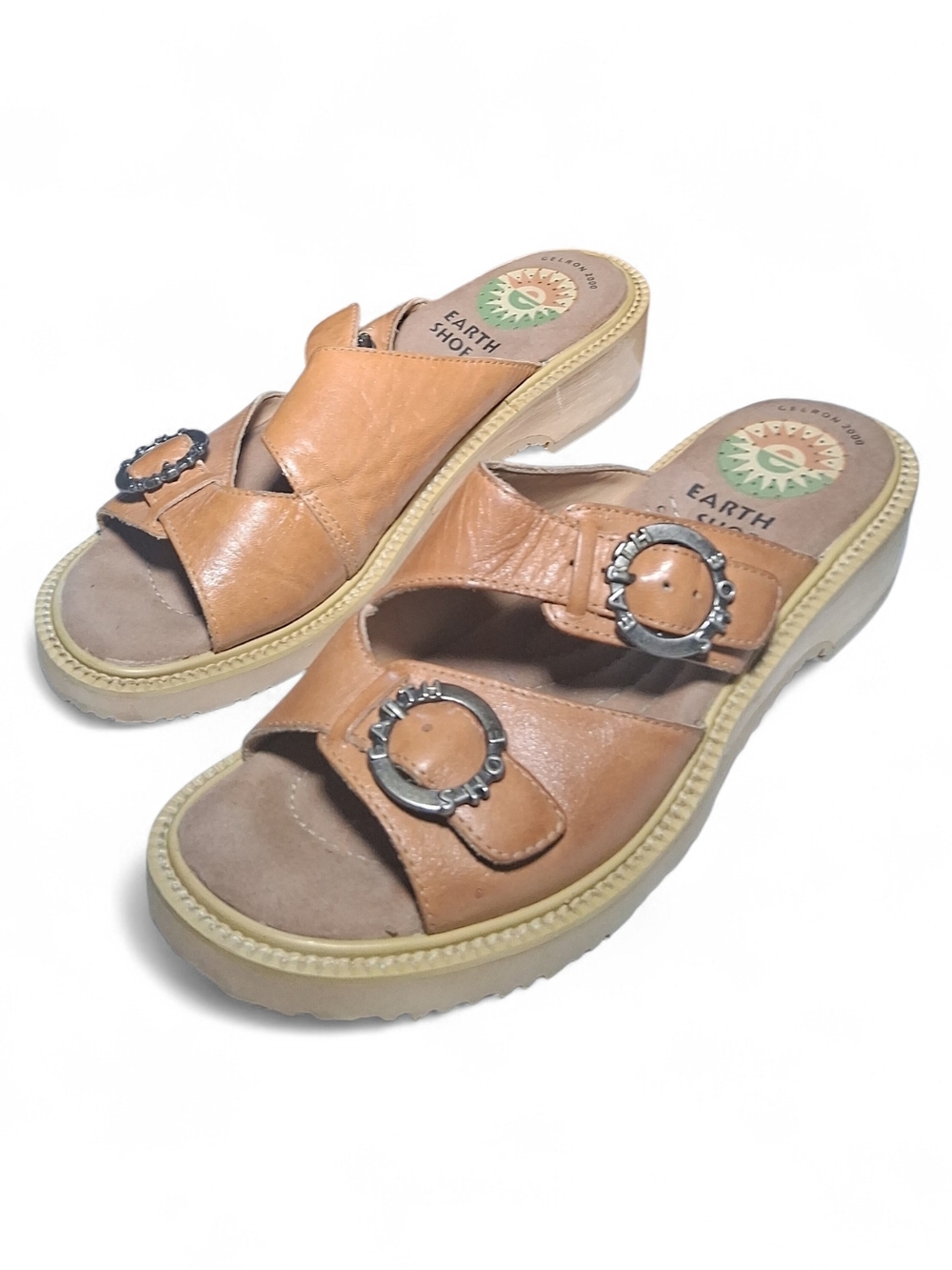 Earth Shoe Women's Size 7 Oak Brown Leather Sandals w/Brass Buckles Wooden Heel